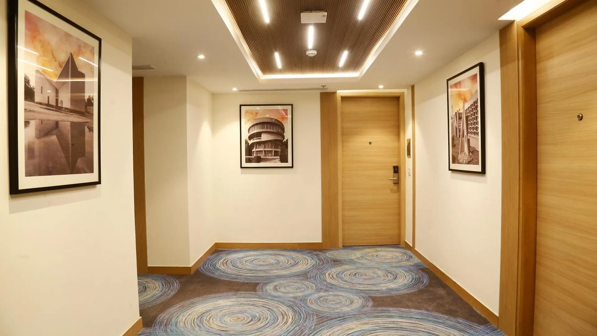 Hotel Tulip Inn Zirakpur Chandigarh