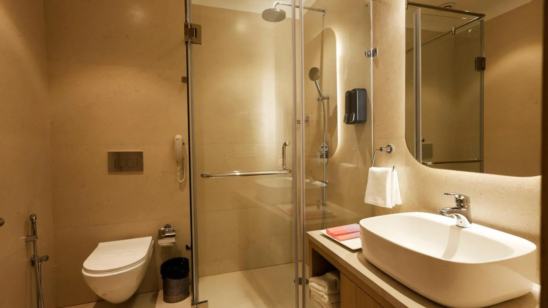 **** Hotel Tulip Inn Zirakpur Chandigarh India