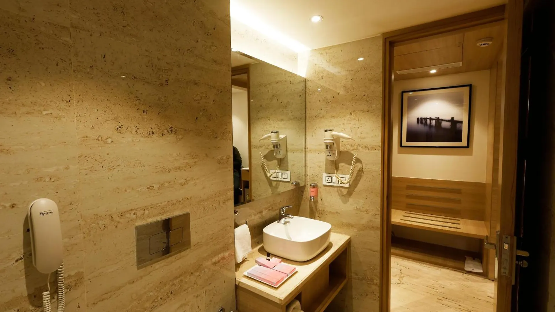 Tulip Inn Zirakpur Chandigarh 4*,