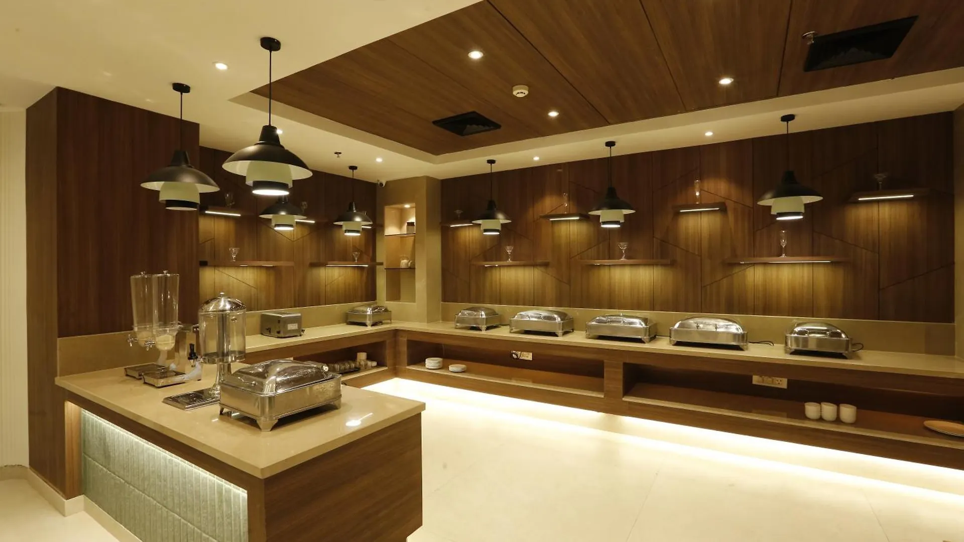 Tulip Inn Zirakpur Chandigarh Hotel