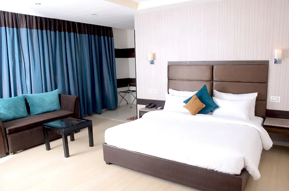 Tulip Inn Zirakpur Chandigarh 4*,  India