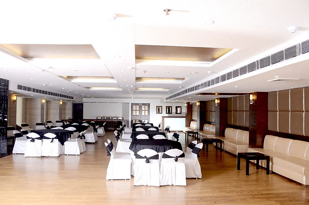 Tulip Inn Zirakpur Chandigarh Hotel